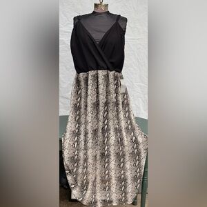 Justify Monochrome Snake Print Dress